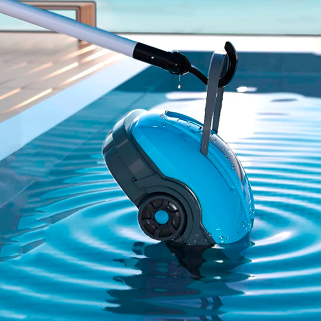 Robot limpiafondos de piscina a batería